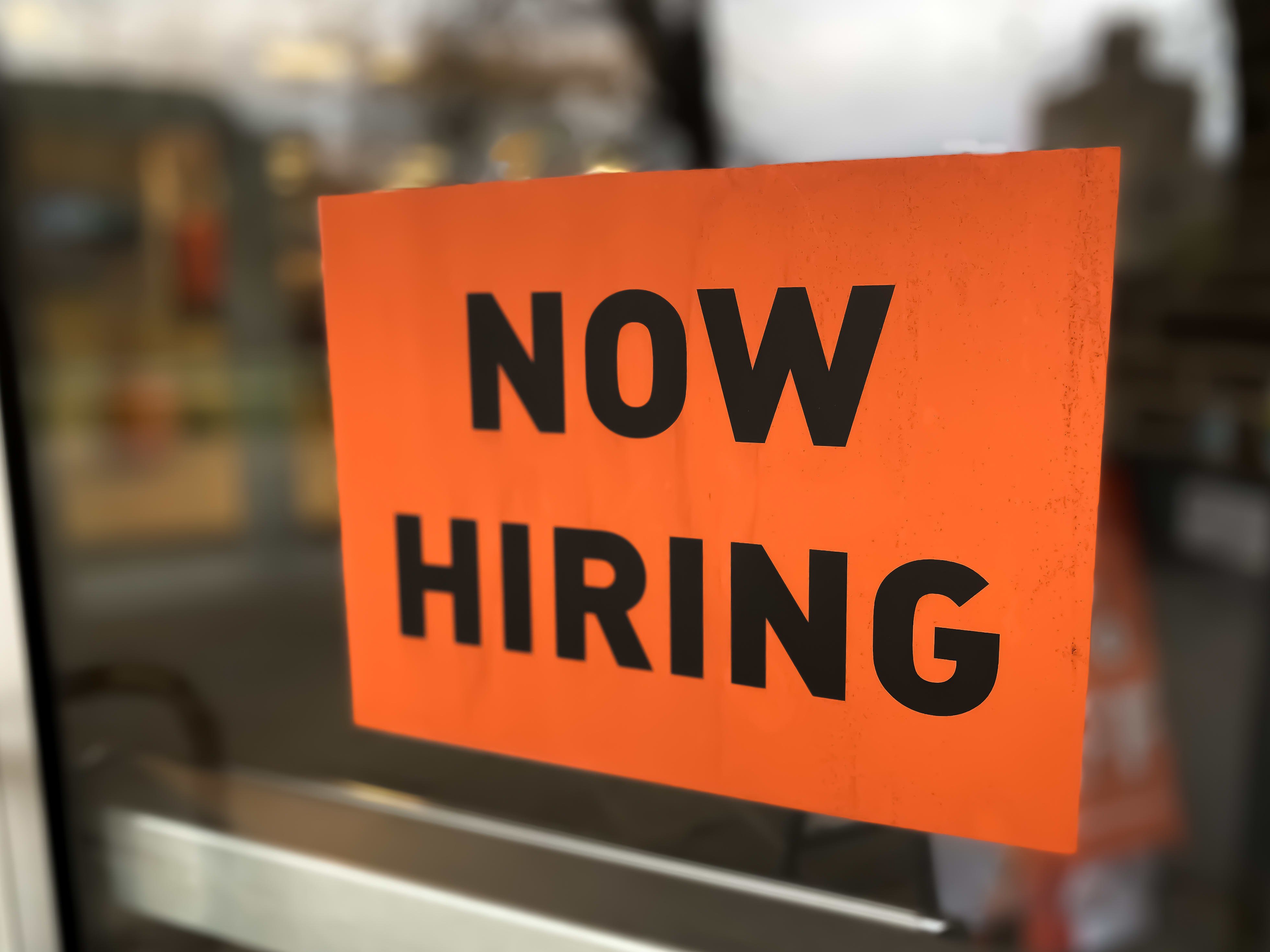 After Colorado Enacted a Salary Transparency Law, Job Listings Dropped—But Employment Went Up - Vimarsana News