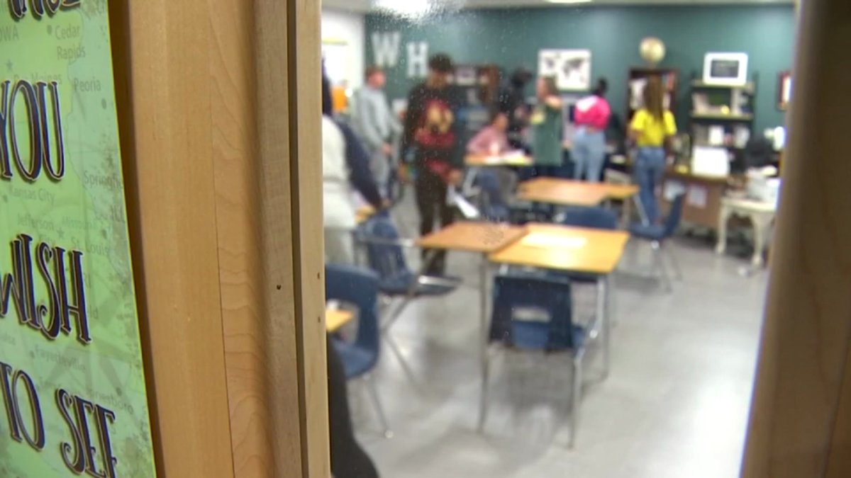 Safety a Priority at Fort Worth ISD – NBC 5 Dallas-Fort Worth - Vimarsana News