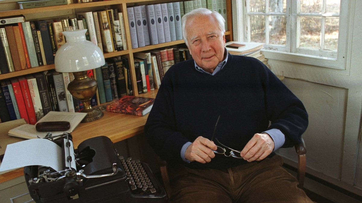 David McCullough, Pulitzer-Winning Historian, Dies at 89 – NBC 5 Dallas-Fort Worth - Vimarsana News