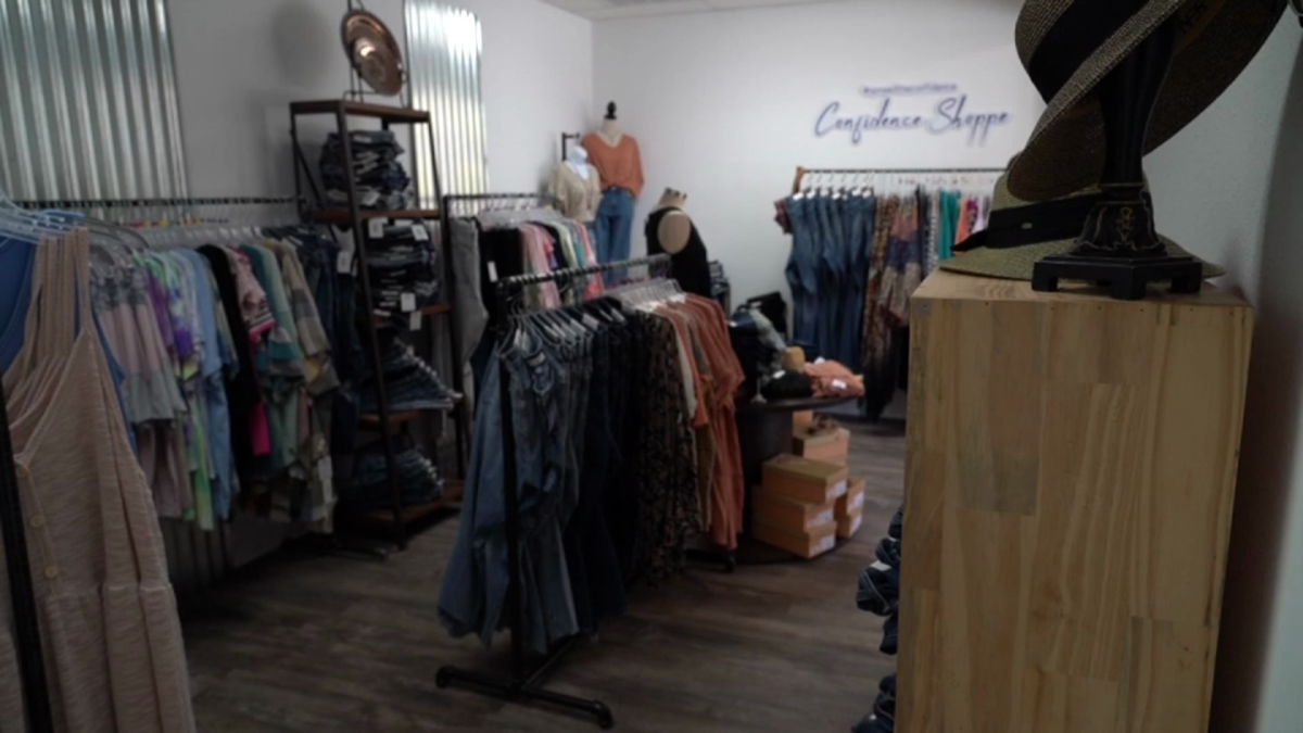 Waxahachie Boutique Sells Clothes and Confidence