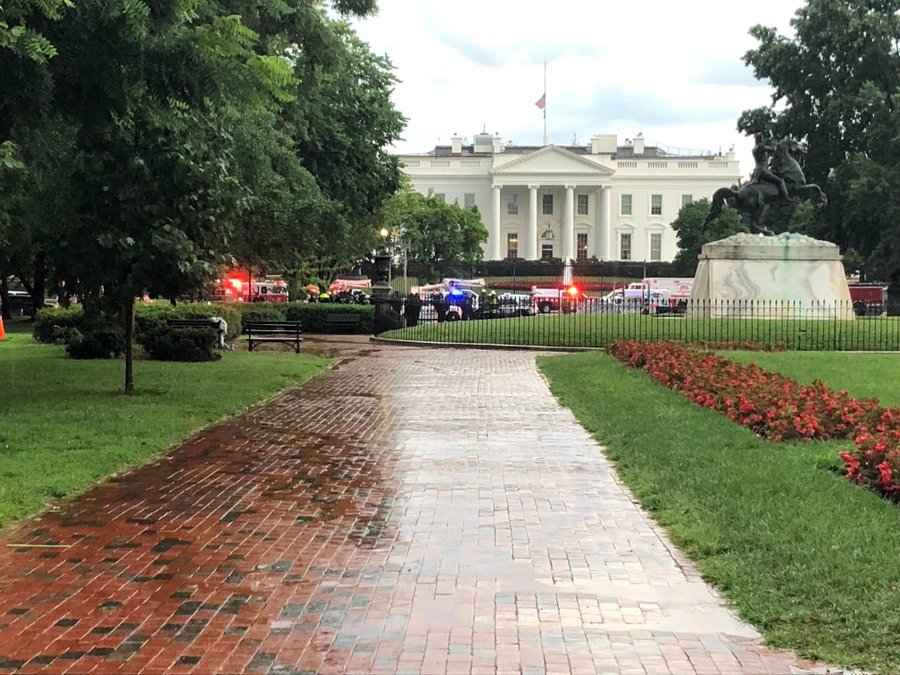 4 Critically Hurt After Apparent Lightning Strike Near White House – NBC 5 Dallas-Fort Worth - Vimarsana News