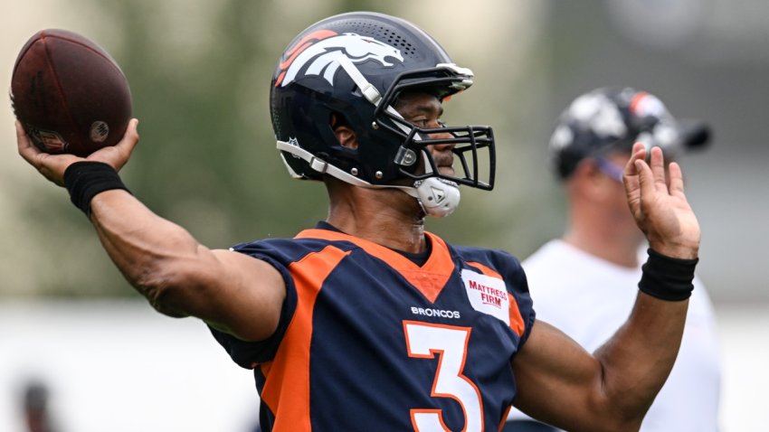 Broncos, Russell Wilson Agree On Extension