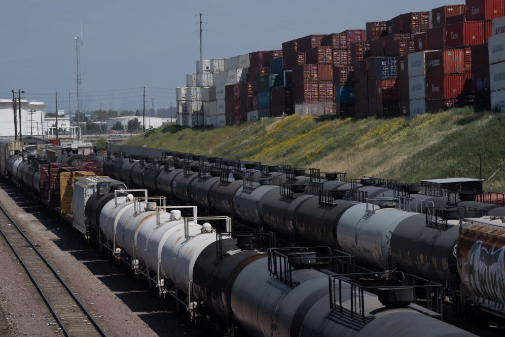 Biden Announces Tentative Labor Agreement to Avert National Rail Strike - Vimarsana News