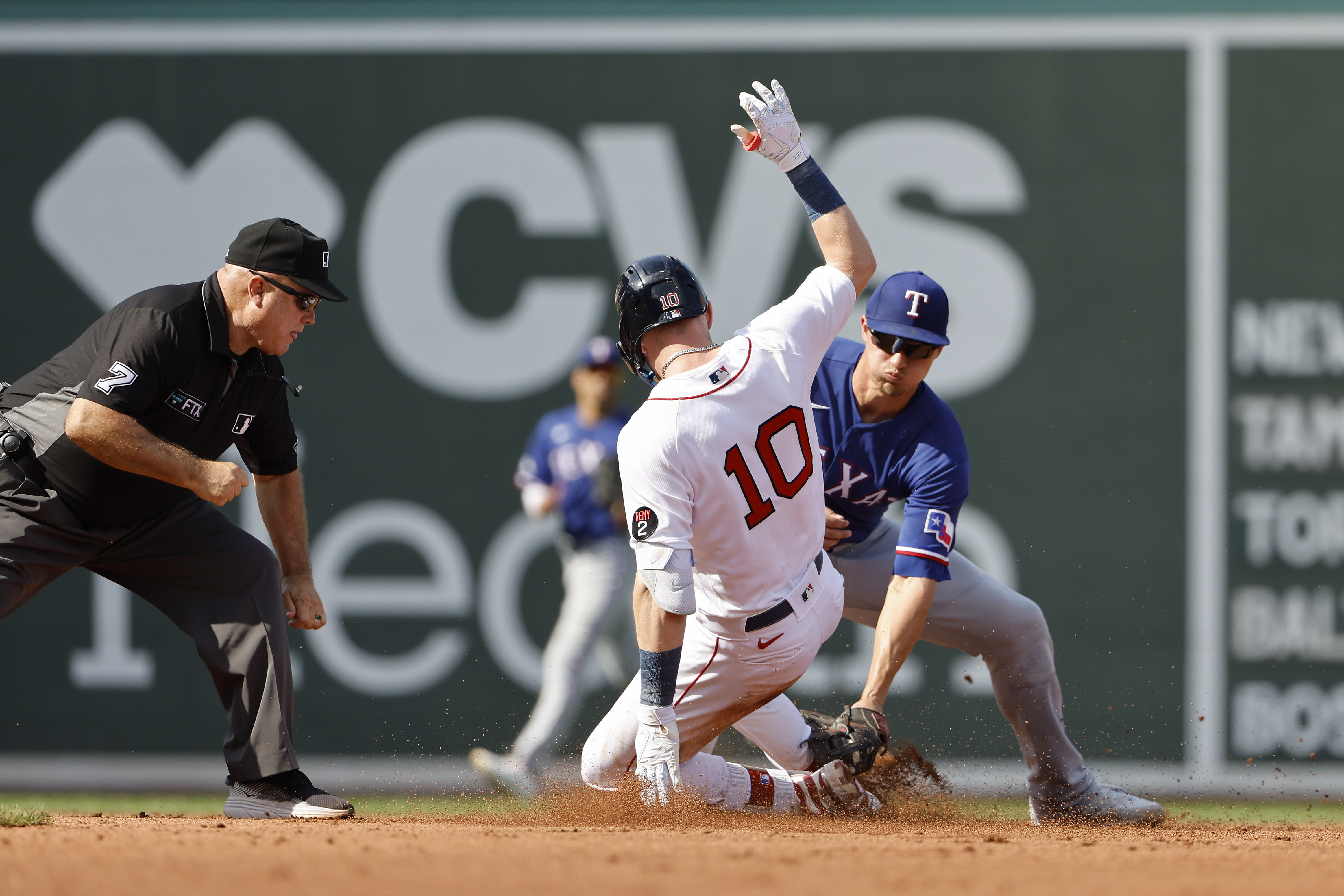 Rangers look to end 4-game slide, play the Red Sox