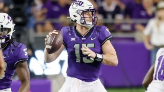 FORT WORTH, TX – TCU Horned Frogs quarterback Max Duggan (15) looks downfield for an open receiver during the game between the Tarleton State Texans and the TCU Horned Frogs on September 10, 2022 at Amon G. Carter Stadium in Fort Worth, Texas.