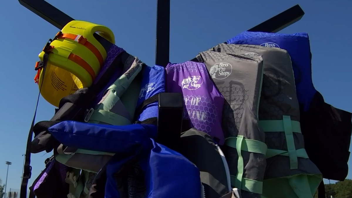 Texas Lake is Missing Loaned Life Jackets – NBC 5 Dallas-Fort Worth - Vimarsana News