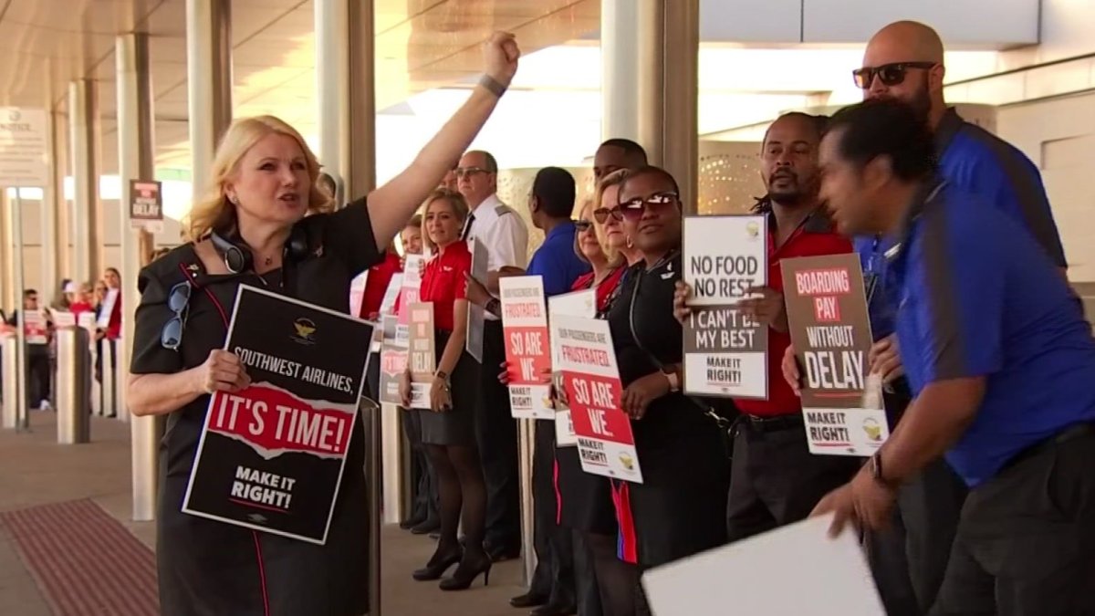 Southwest Airlines Flight Attendants Picketing at Airports Across the Country