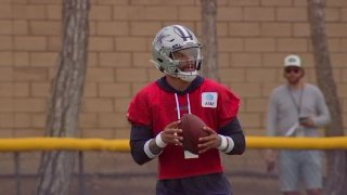 Cowboys: Dak Prescott is having sneakerhead problems with cleats