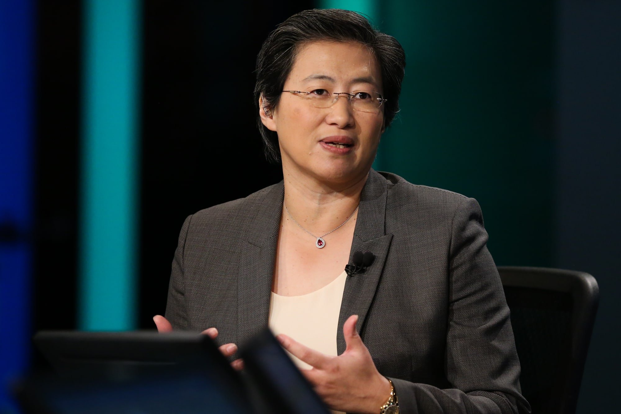 AMD Warns of Third Quarter Revenue Shortfall on Weaker PC Demand, Supply Chain Issues - Vimarsana News