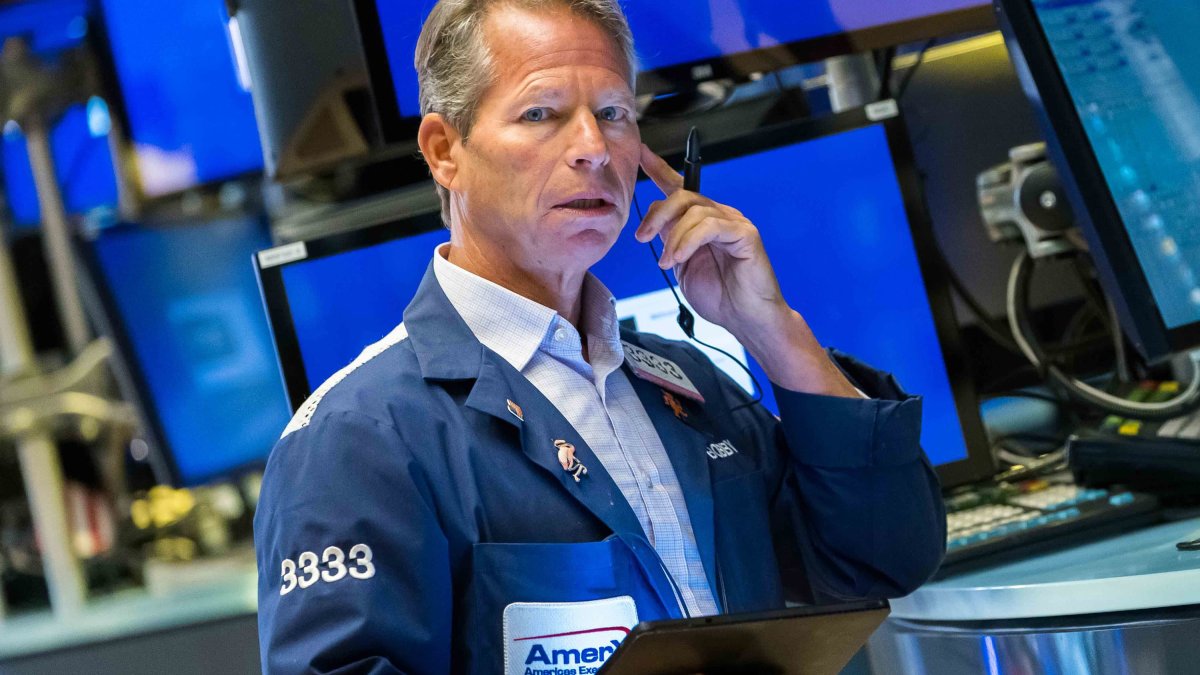 Stock Futures Inch Lower Ahead of September's Jobs Report - Vimarsana News