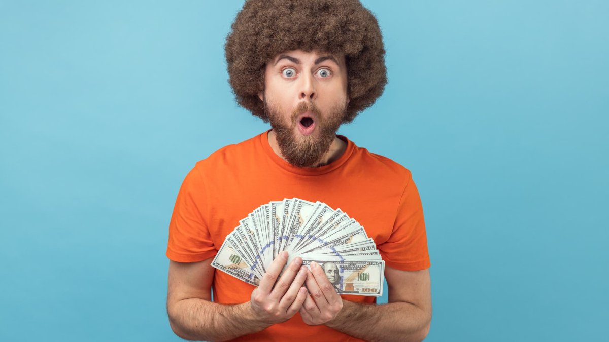 Mega Millions Jackpot Is Nearly $500 Million—Here's How Much You'd Need to Quit Your Job and Retire Early - Vimarsana News