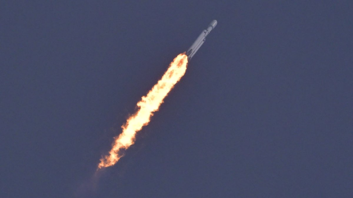 SpaceX Launches Falcon Heavy, the World's Most Powerful Rocket, on Space Force Mission - Vimarsana News