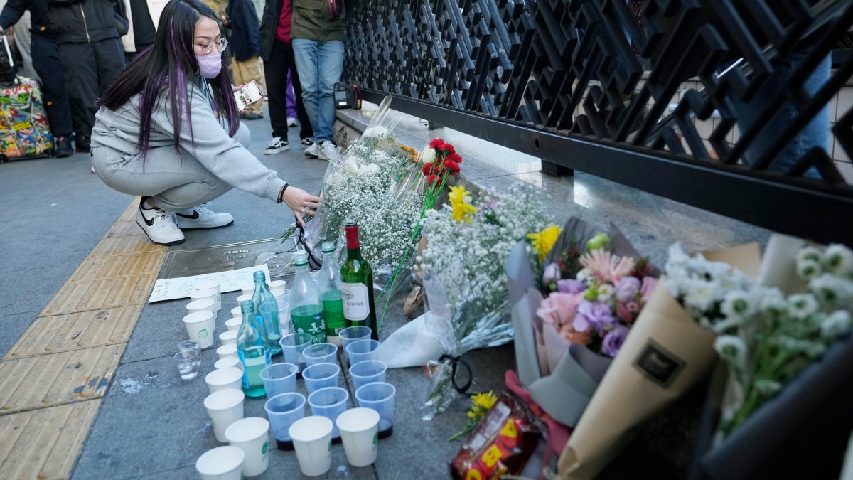 South Korea Mourns Over Halloween Crowd Surge That Killed 154 – NBC 5 Dallas-Fort Worth - Vimarsana News