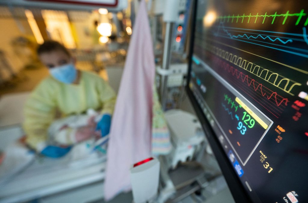 Texas Hospitals Overwhelmed With Pediatric Flu, RSV Cases – NBC 5 Dallas-Fort Worth - Vimarsana News