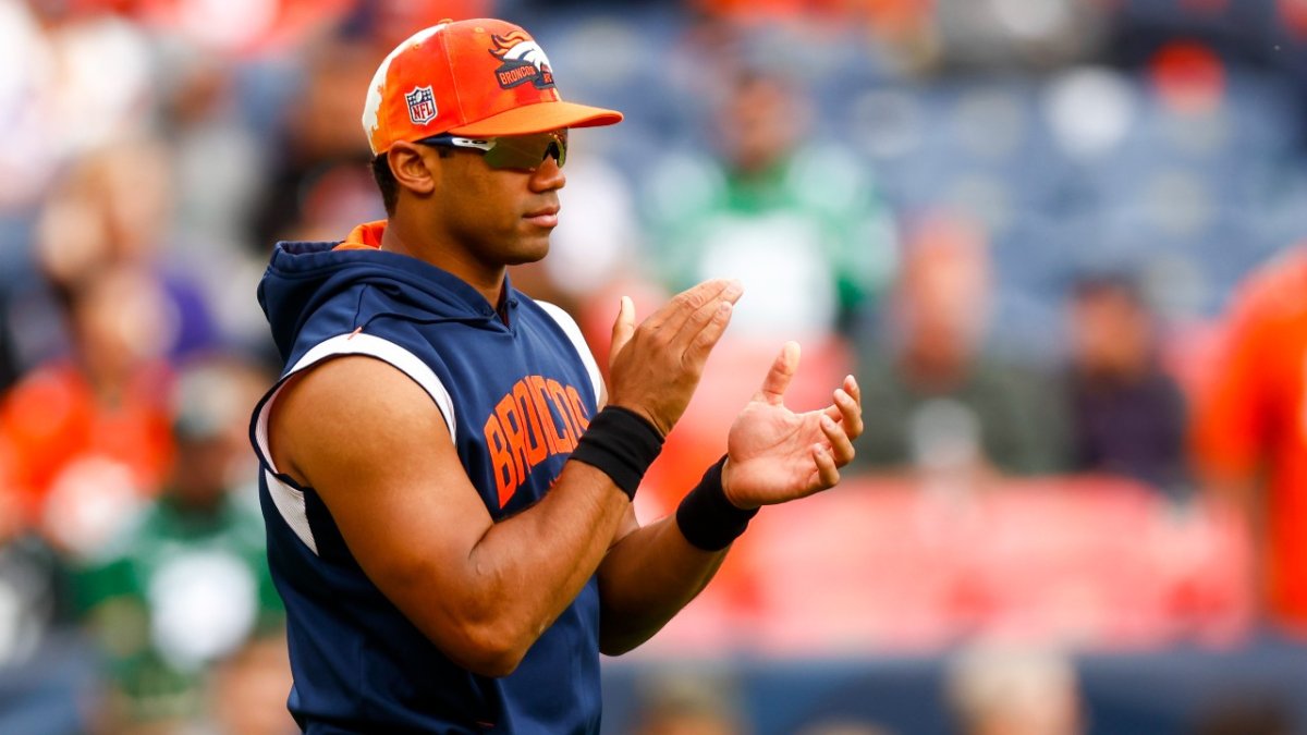Is Russell Wilson Trying Too Hard? Mike Florio, Chris Simms Discuss