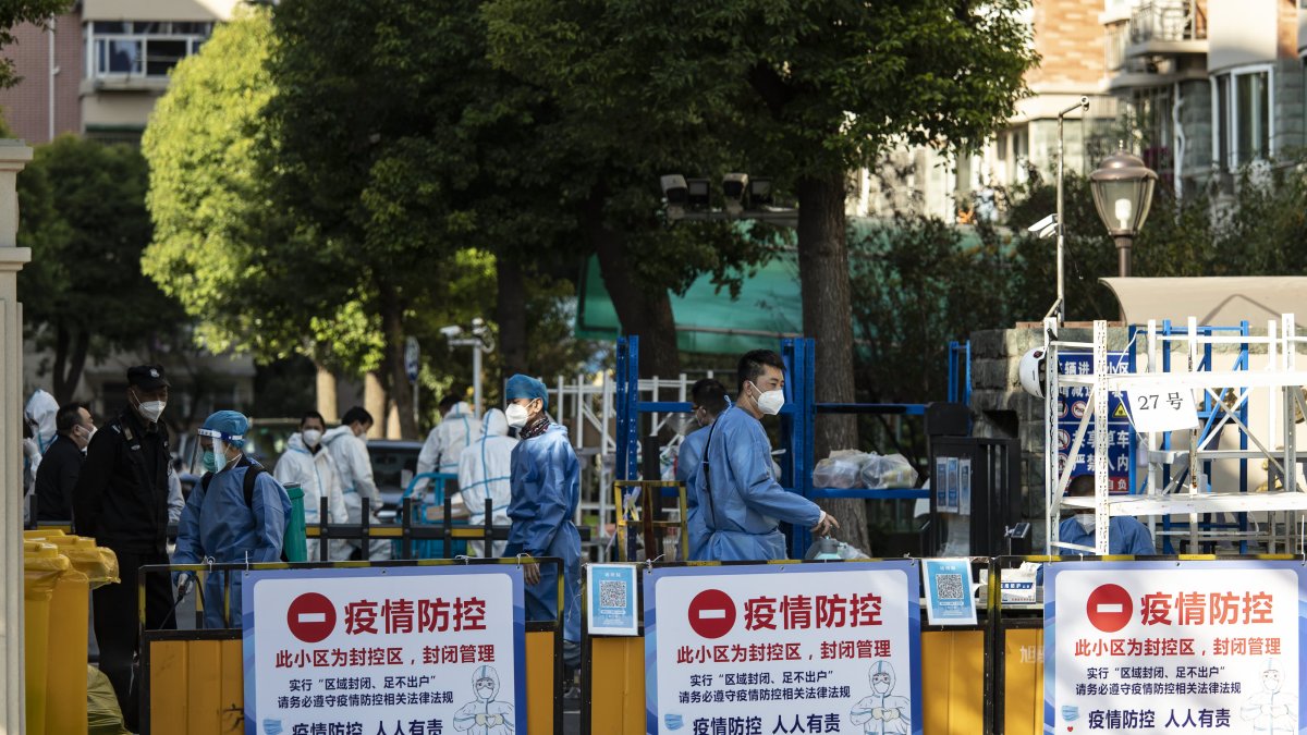 China Imposes New Lockdowns as Cases of COVID-19 Surge – NBC 5 Dallas-Fort Worth - Vimarsana News