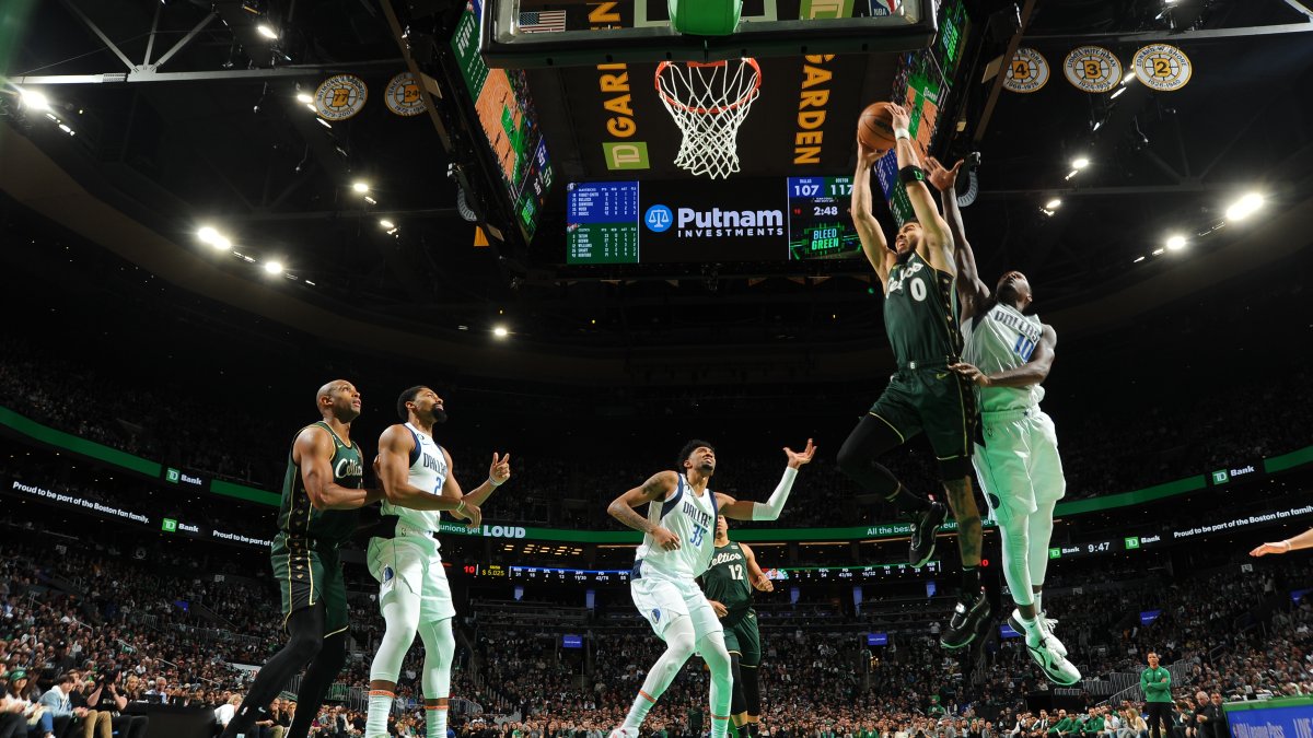 Tatum has 37 points, 13 rebounds, Celtics beat Mavs 125-112