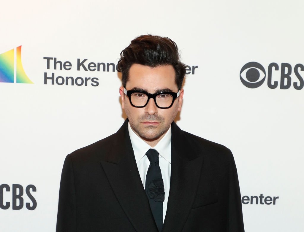 Dan Levy Reveals It Took Him 11 Tries to Get His Driver's License - Vimarsana News