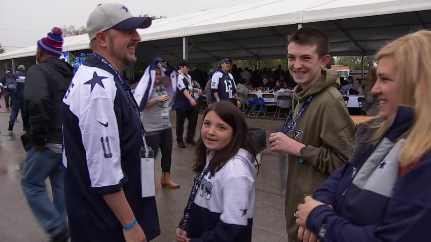 Dallas Cowboys Thanksgiving Tradition Continues Off the Field – NBC 5 Dallas-Fort  Worth