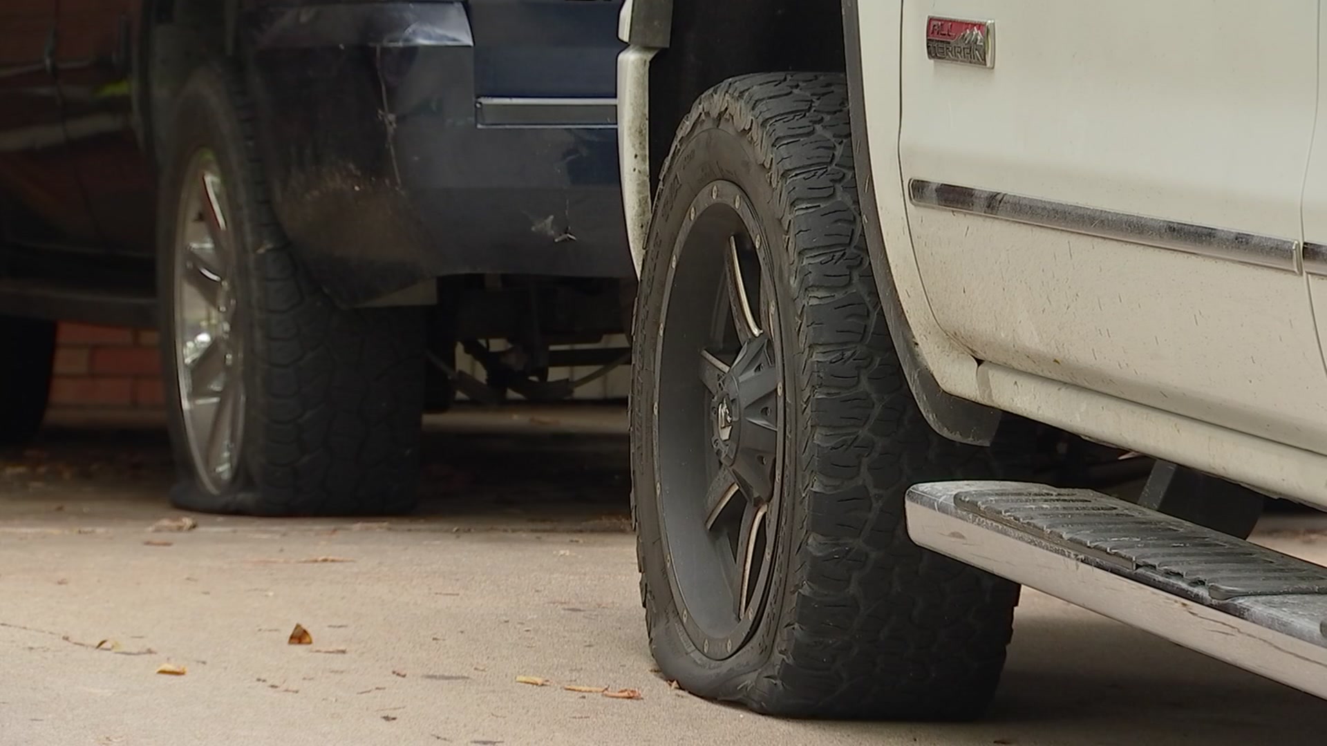 Kent neighborhood on alert as vandal flattens tires of 7 vehicles overnight