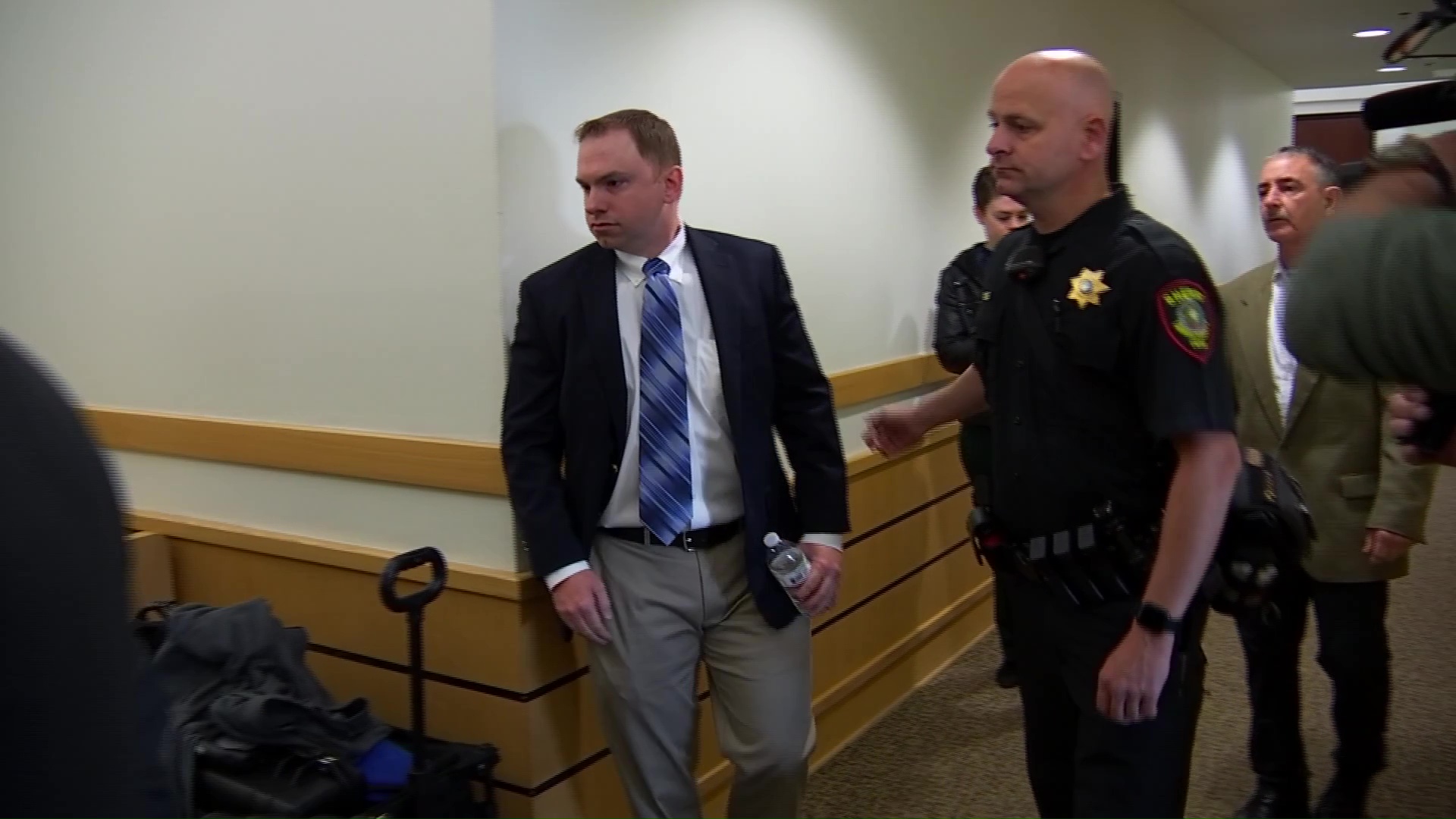 Jury Selection for Murder Trial of Aaron Dean Scheduled to Begin
Monday