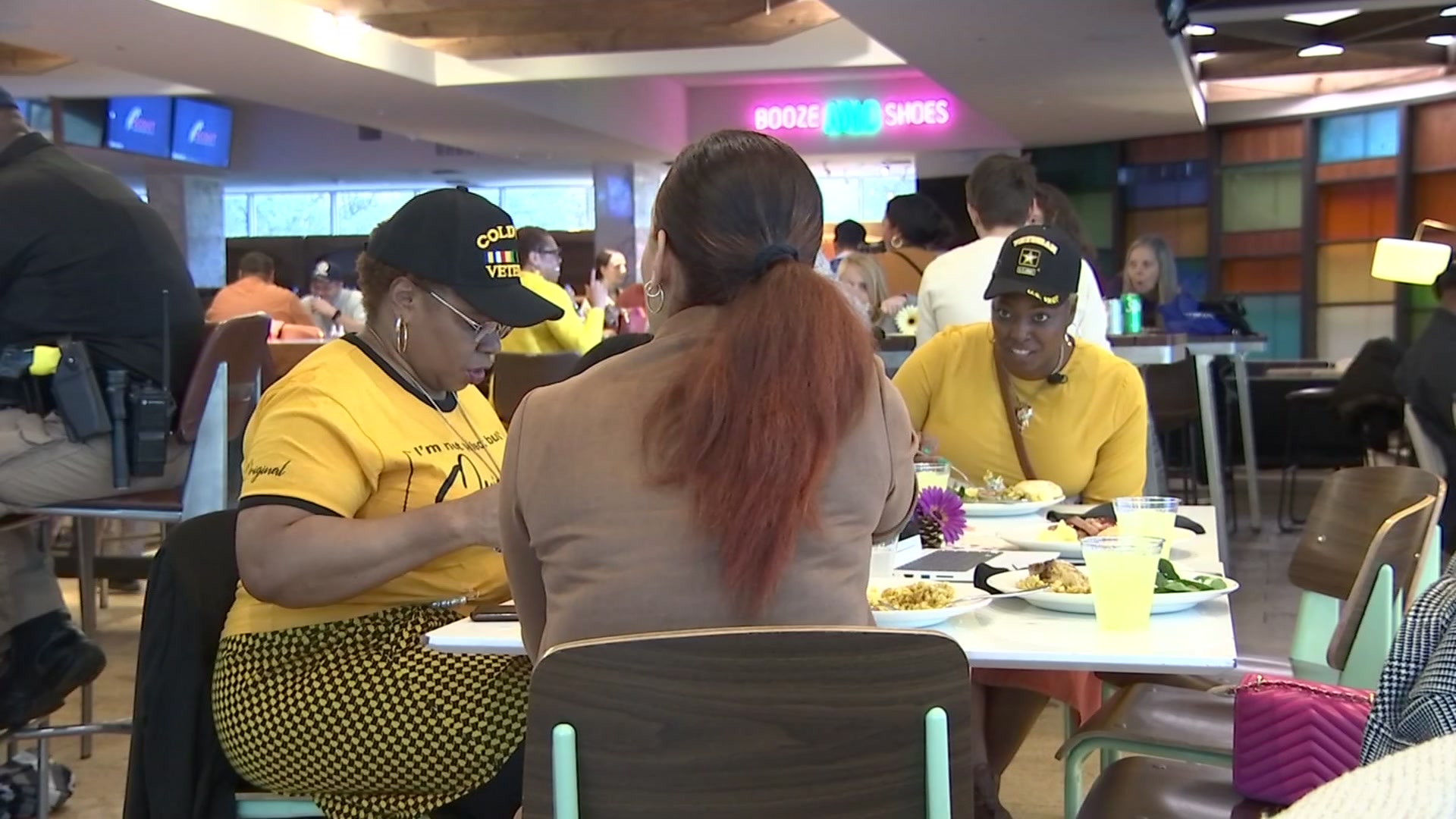 Veterans and First Responders Treated to Thanksgiving Meal