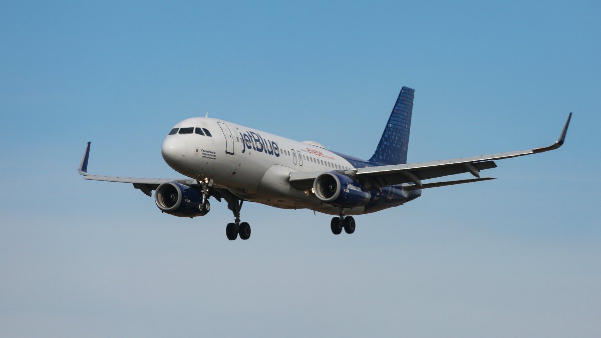 Passenger’s Smoking Laptop Forces Evacuation of JetBlue Flight From Barbados to JFK
