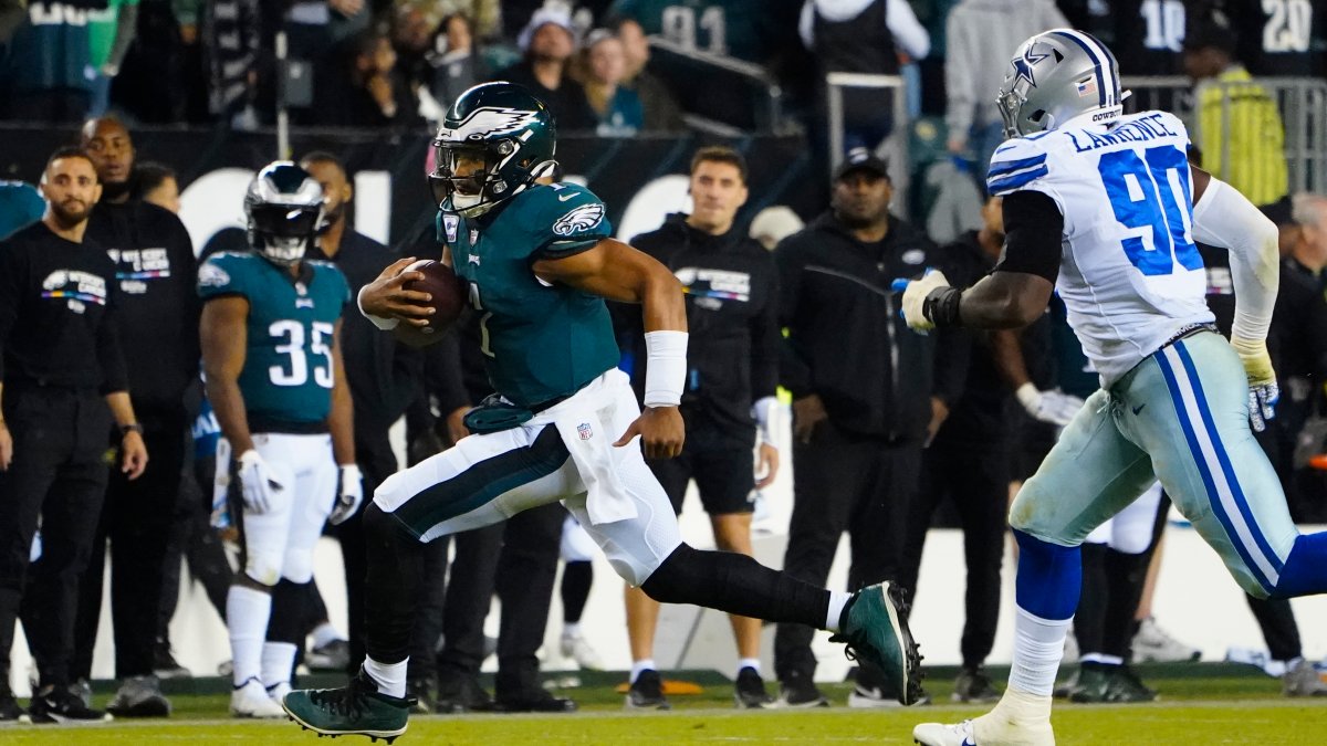 Expert Predictions Cowboys-Eagles: How Will Dallas Respond to Jalen Hurts-Less Philly?