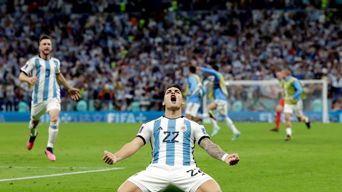 WK-wedstrijd tussen Argentinië en Nederland maakt fans hysterisch op Twitter – NBC 5 Dallas-Fort Worth