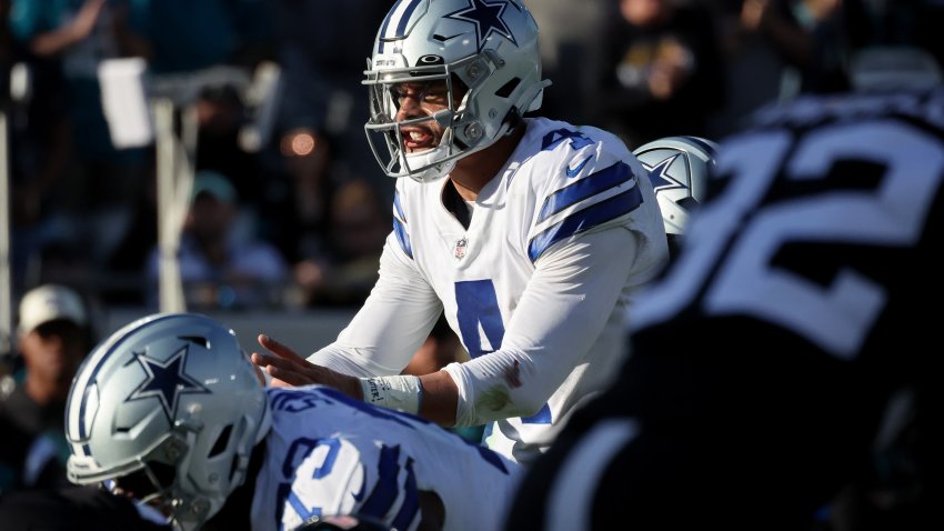 Prescott, Cowboys win 40-34, make Eagles wait on top seed