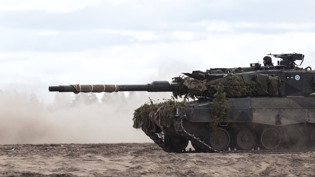 Ukraine War Live Updates: German Tanks Decision 'Half a Step' Away, Kyiv Says; Ukraine Government Reshuffle Expected – NBC 5 Dallas-Fort Worth - Vimarsana News