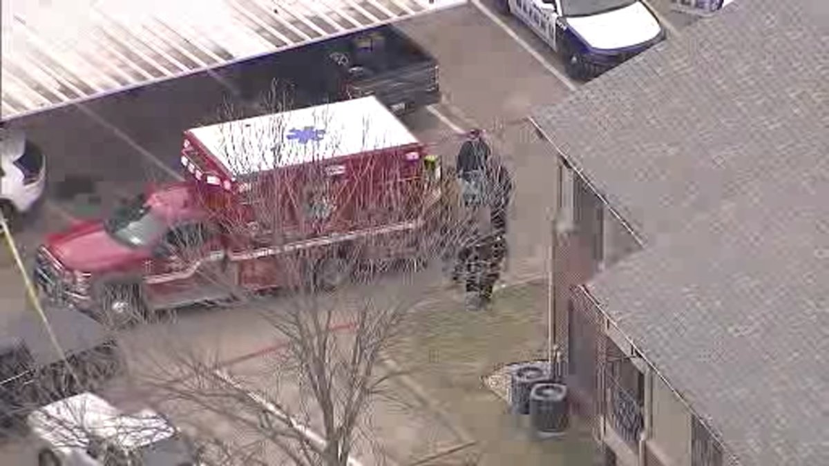 Dallas Police Investigate Officer-Involved Shooting Near Kessler Park ...
