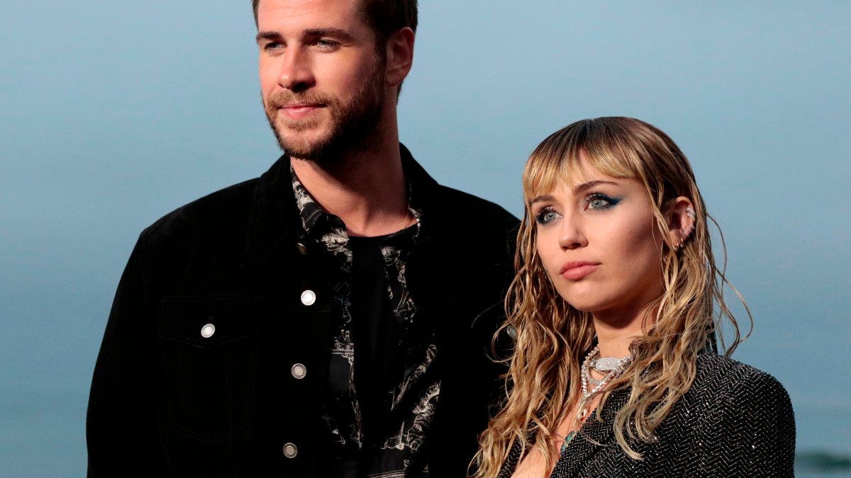 Miley Cyrus Fans Find Liam Hemsworth Easter Eggs in 'Flowers' – NBC 5 Dallas-Fort Worth - Vimarsana News