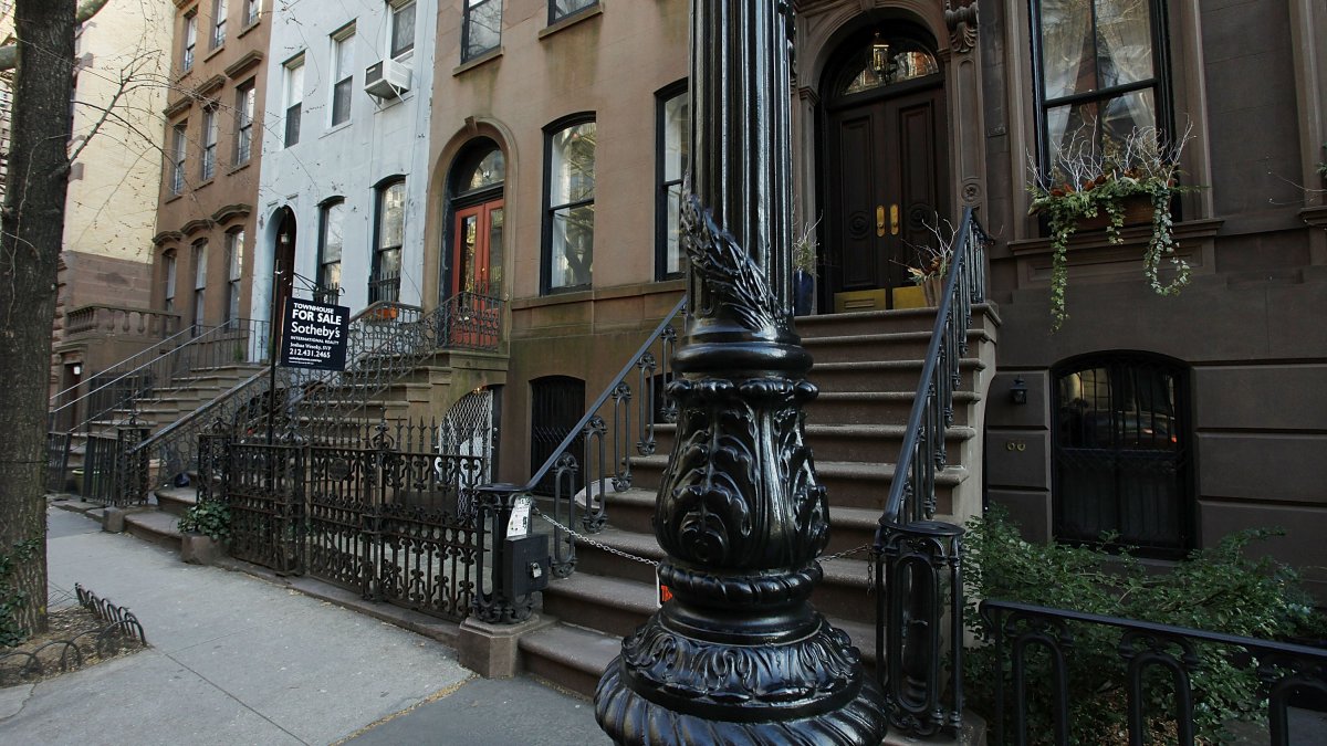 Here's How Much Carrie's 'Sex and the City' Apartment Might Cost Today – NBC 5 Dallas-Fort Worth - Vimarsana News