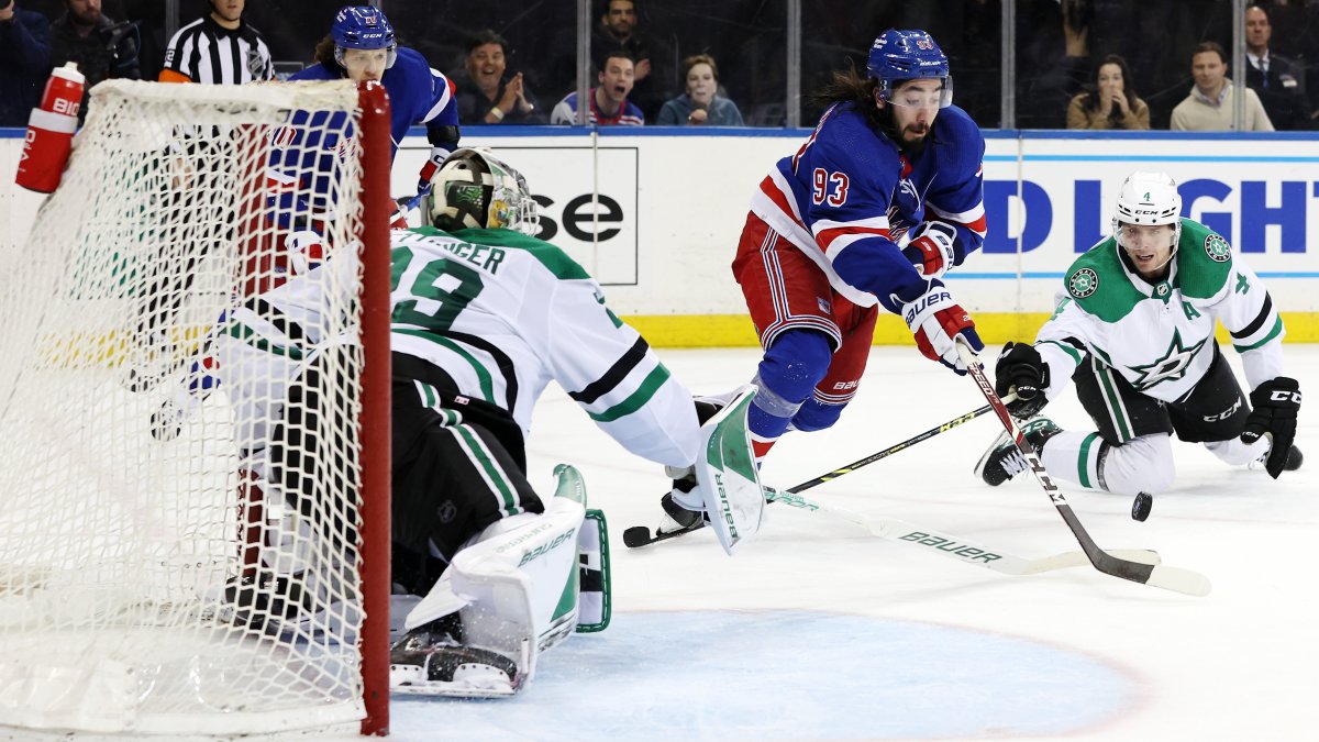 K'Andre Miller on Rangers game-tying goal with 0.2 left