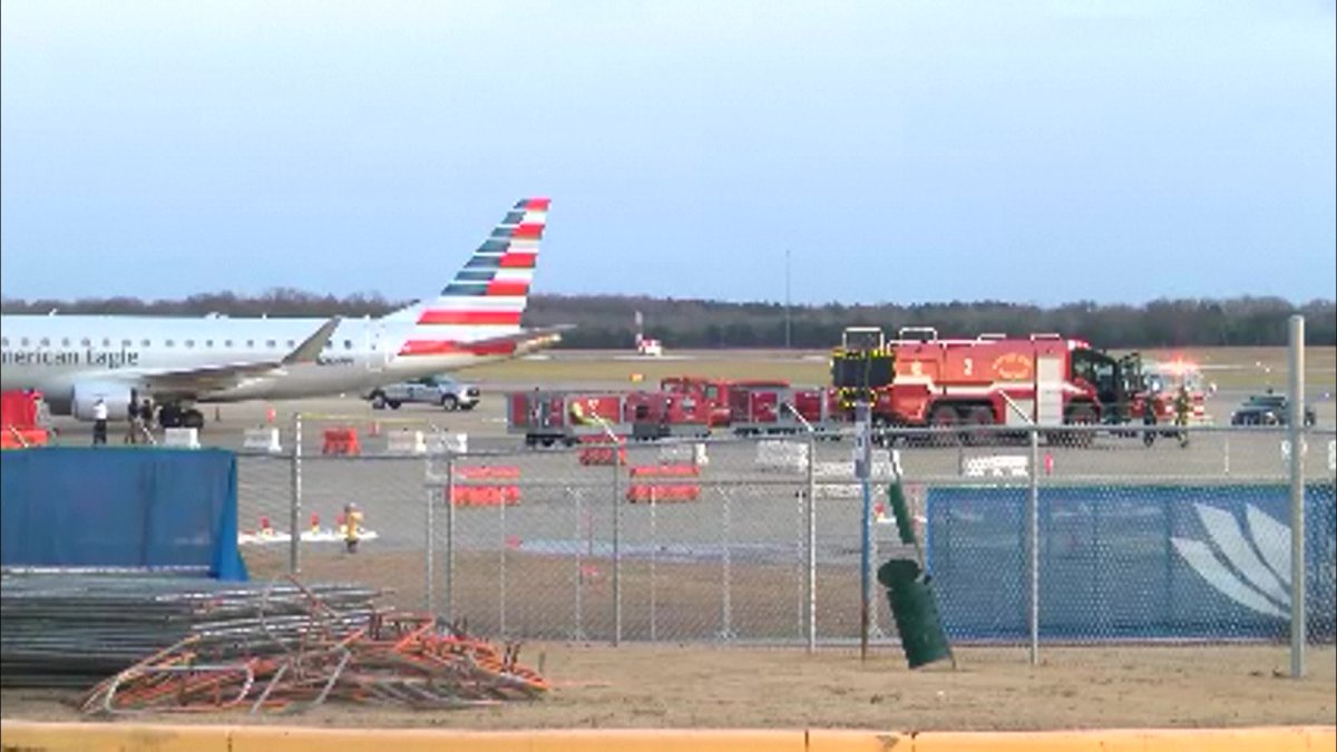 Muere trabajador de tierra de US Airways, ‘insertado en motor’, dice NTSB – NBC 5 Dallas-Fort Worth