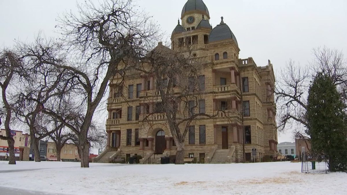 Winter Storm Brings Ice to Denton, Texas NBC 5 DallasFort Worth