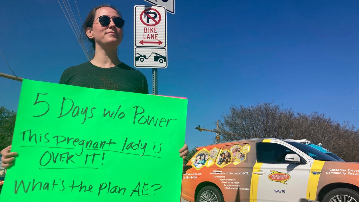 Austin Residents Angry With Slow Power Repairs After Winter Storm – NBC 5 Dallas-Fort Worth - Vimarsana News