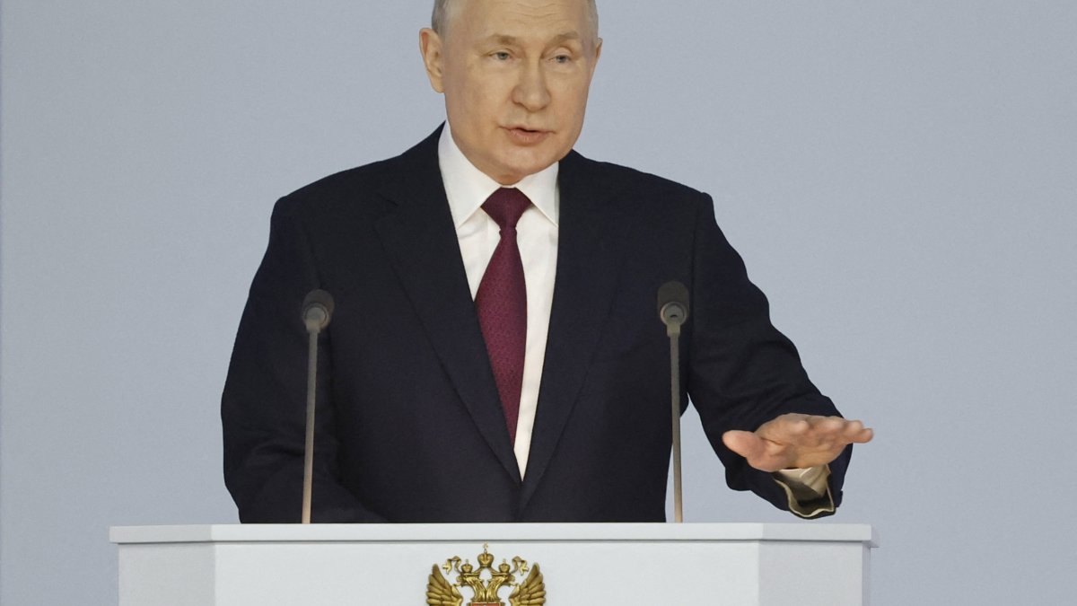 What Putin's 'Suspension' of the New START Nuclear Treaty Means – NBC 5 Dallas-Fort Worth - Vimarsana News