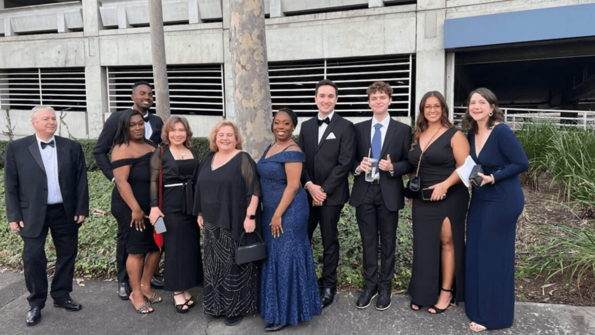 Seat Fillers Share Their 'Surreal' Experiences at the 2023 Grammys – NBC 5 Dallas-Fort Worth - Vimarsana News