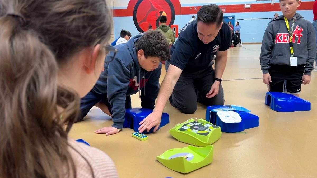 Texas School Districts Returning to Hands-On CPR Instruction – NBC 5 Dallas-Fort Worth - Vimarsana News