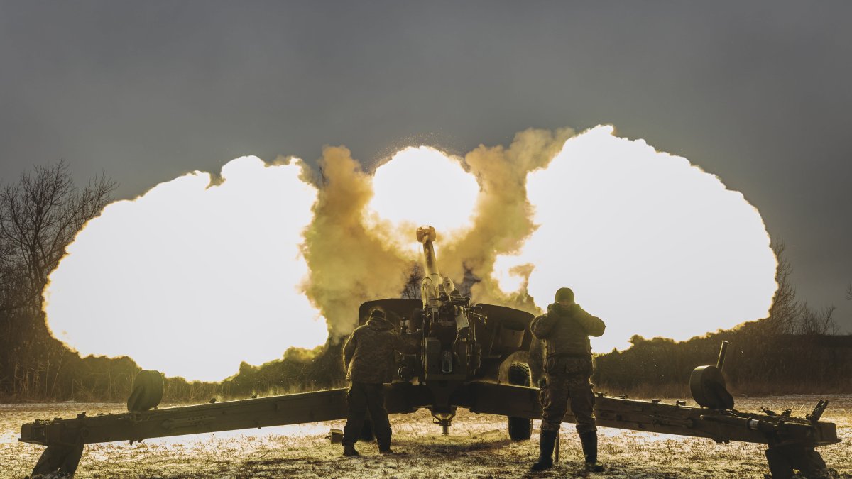 Ukraine War Live Updates: Ukrainian Forces Are Coming Under 'Insane Pressure' From Russia, Kyiv Says, But Counteroffensives Are Being Prepared – NBC 5 Dallas-Fort Worth - Vimarsana News