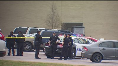 Students Return to Class at Dallas Schools After Shooting at Thomas Jefferson High School