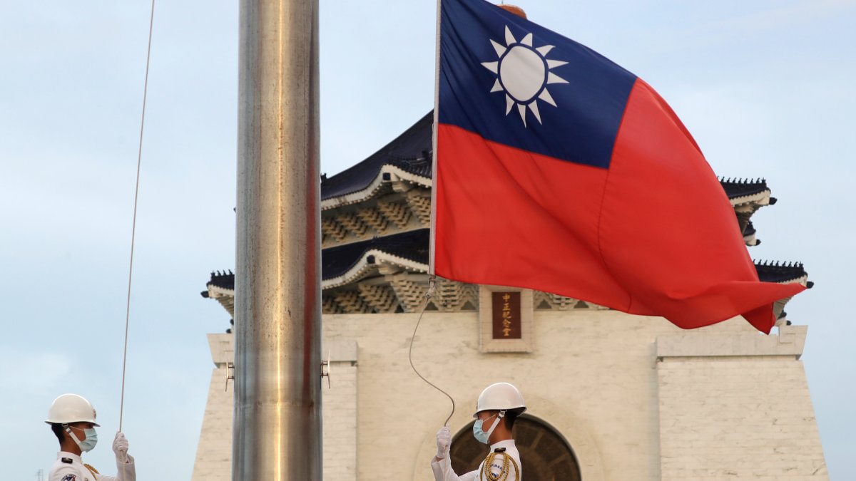 Taiwan Scrambles Fighters as China Sends 25 Planes, 3 Ships Toward Island