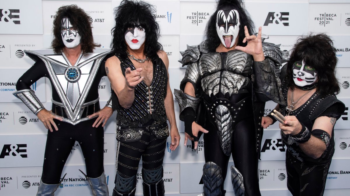 Kiss sells catalog, brand name and IP to Pophouse Entertainment Group – NBC 5 Dallas-Fort Worth - Vimarsana News