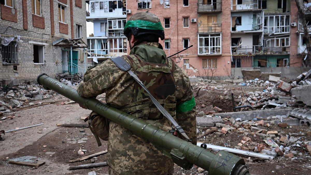 Russia-Ukraine War: Conflict Continues Despite Putin Arrest Warrant – NBC 5 Dallas-Fort Worth - Vimarsana News