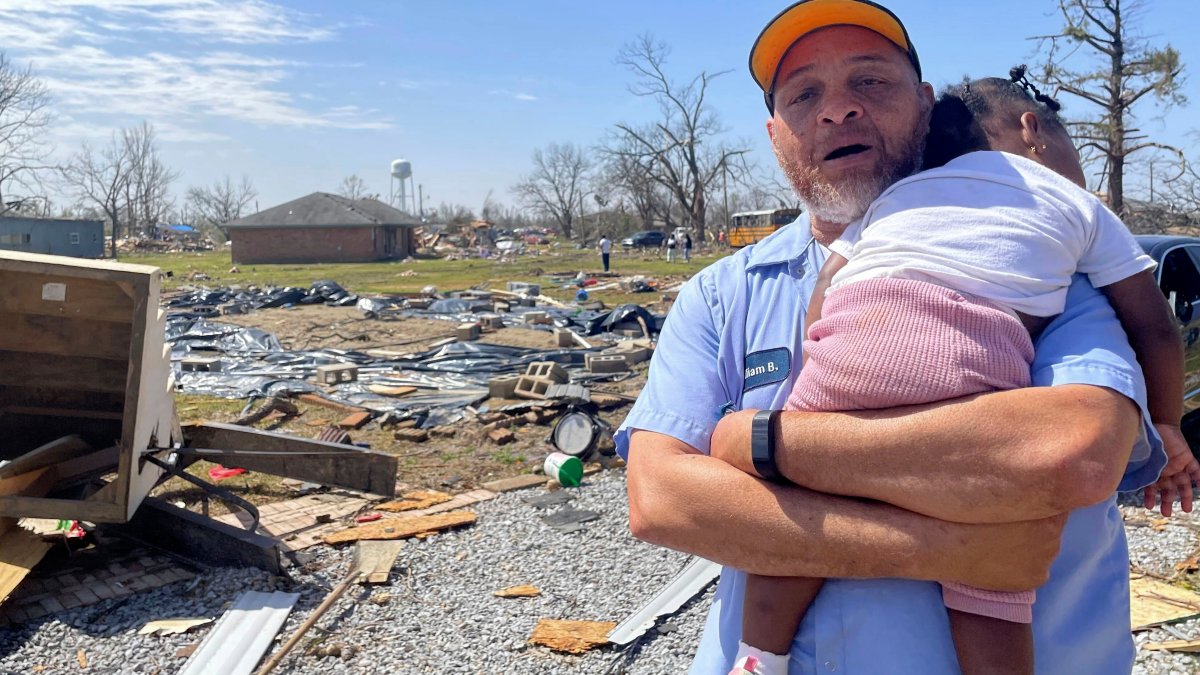 Southern Tornadoes Kill 26, Survivors Recount Harrowing Tales NBC 5