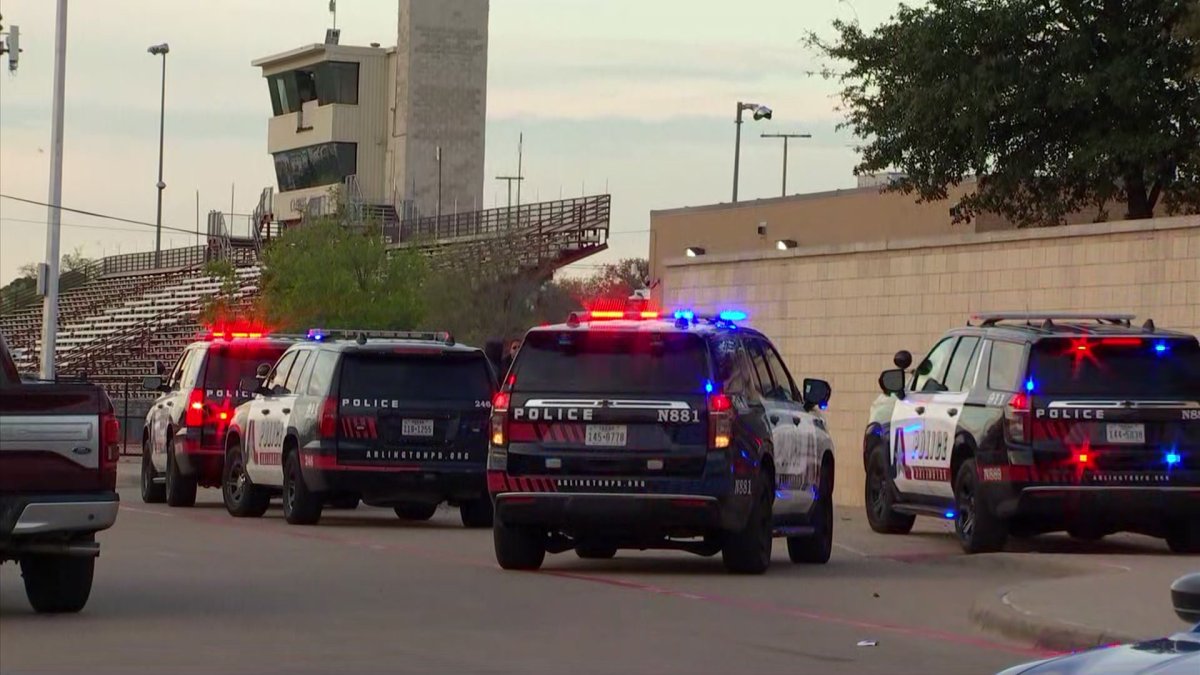 Student seriously injured in shooting at Arlington Lamar HS, one arrested #usnews #usnewstoday 9 FIFO SVR51 8AM 12PM 03 20 2023 2023 03 20 08 09 58