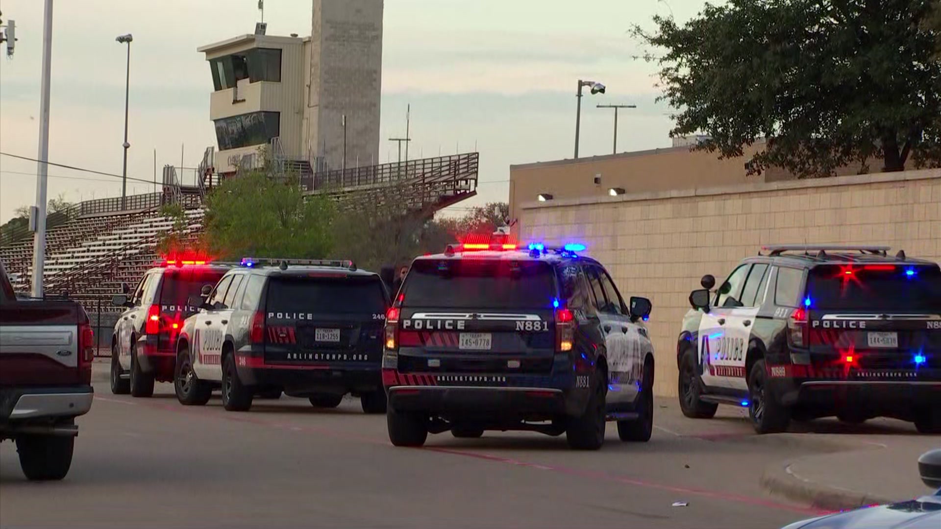 Lamar High School on Lockdown Due to On-Campus Shooting – NBC 5 Dallas-Fort Worth