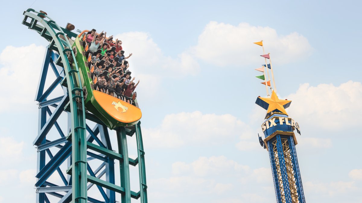 Six Flags Over Texas Debuts New Aquaman Power Wave In Time For Spring 